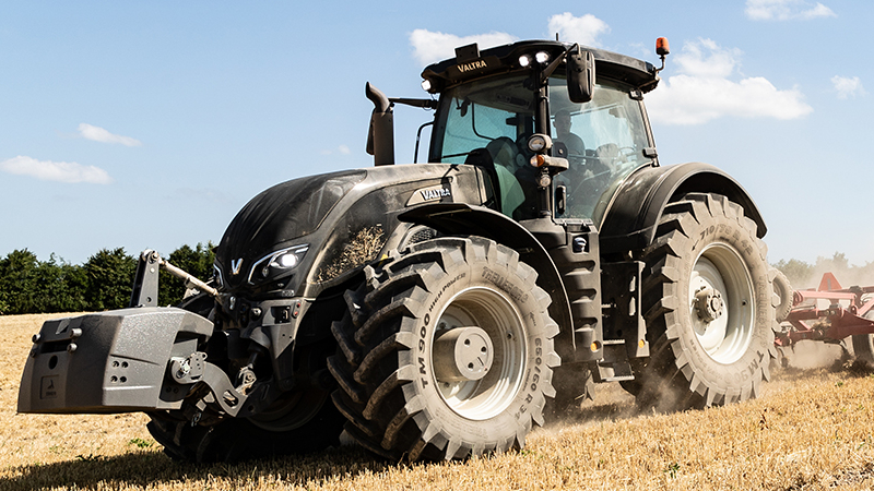 Traktor S serie