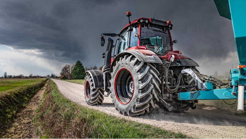 Traktor Valtra T serie